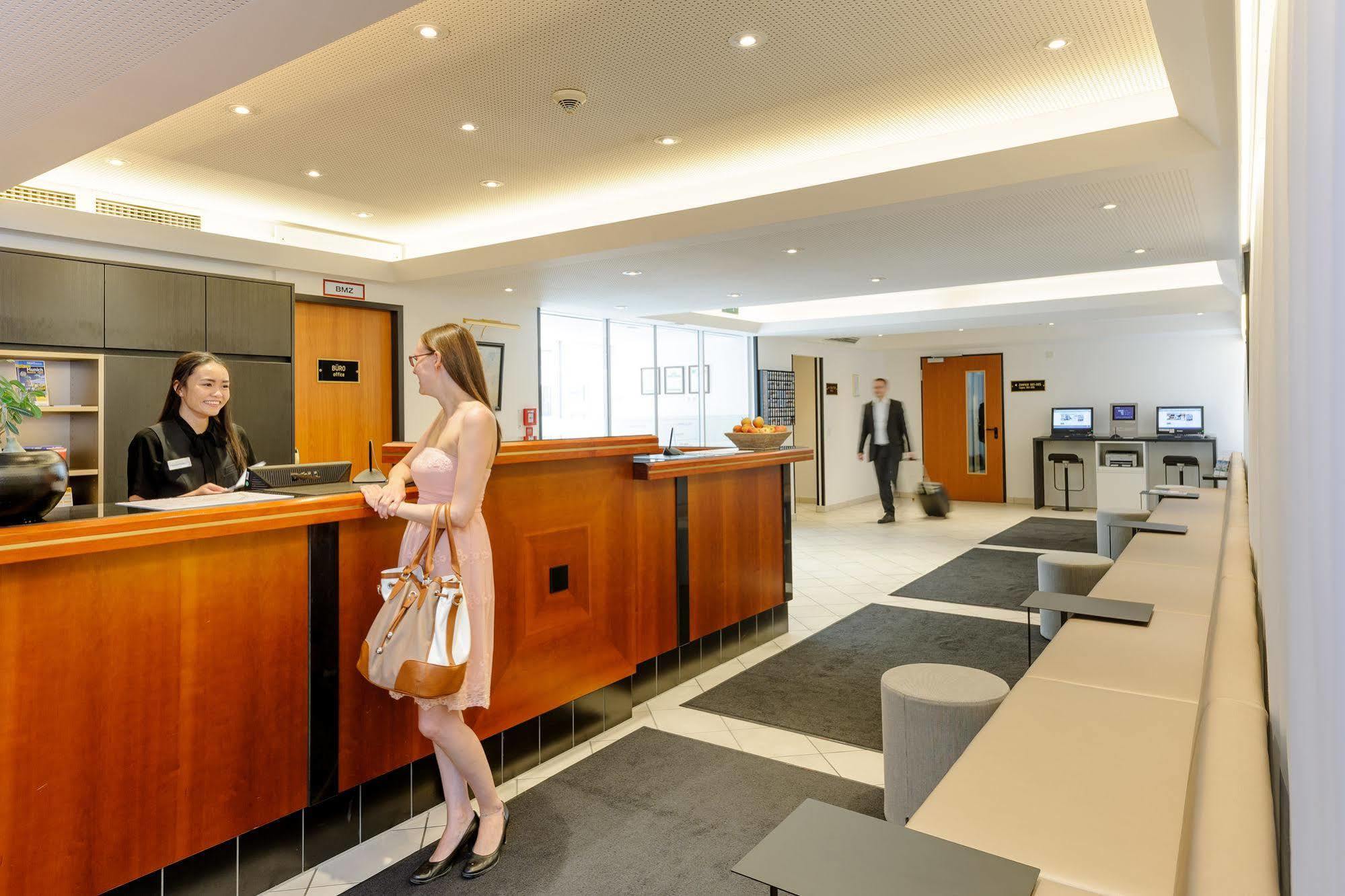 Mercure Altstadt Hotel 3*